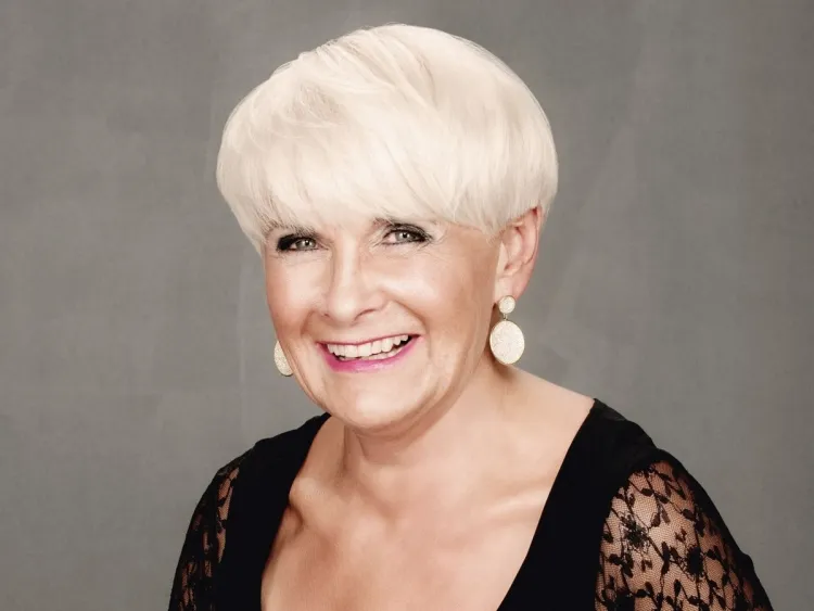 Bowl Hairstyles For Women Over 60 With Short Hair For Round Faces Fall 2022