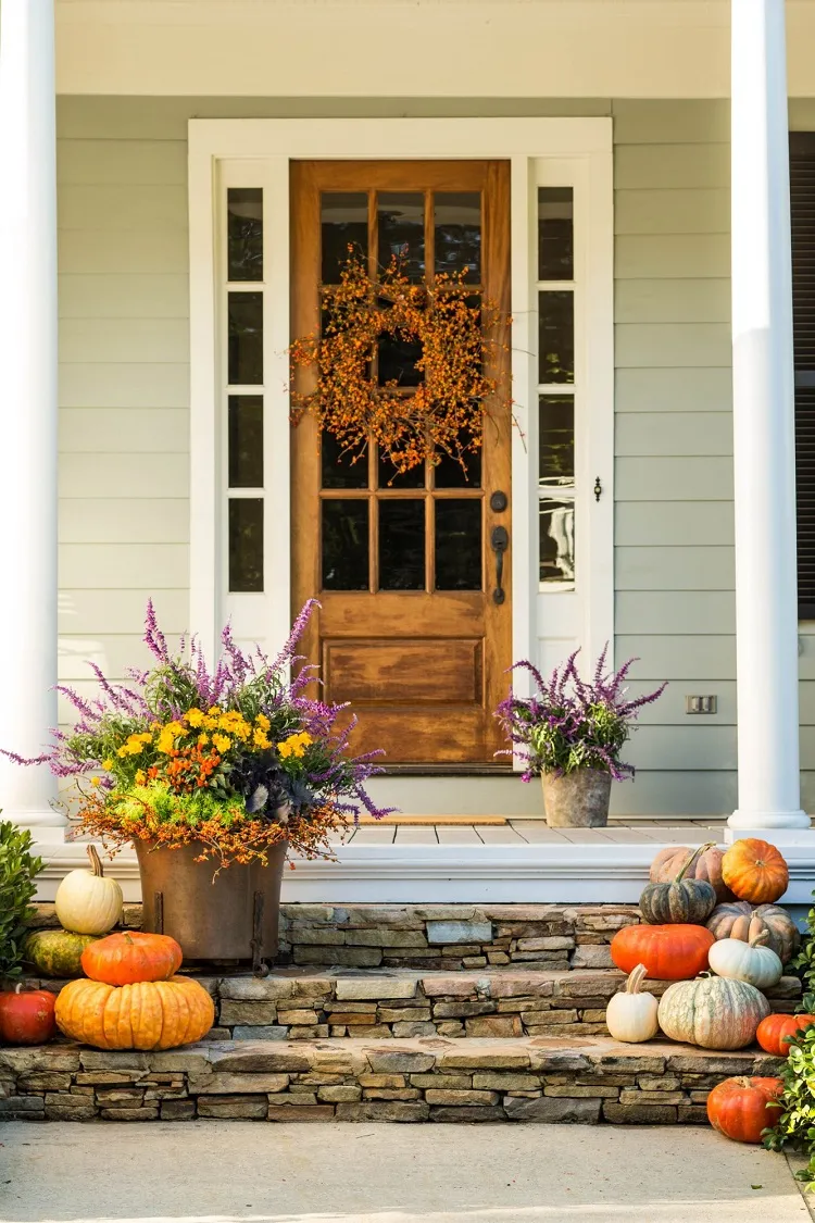 décor extérieur porch veranda escalier citrouilles automne faire soi meme