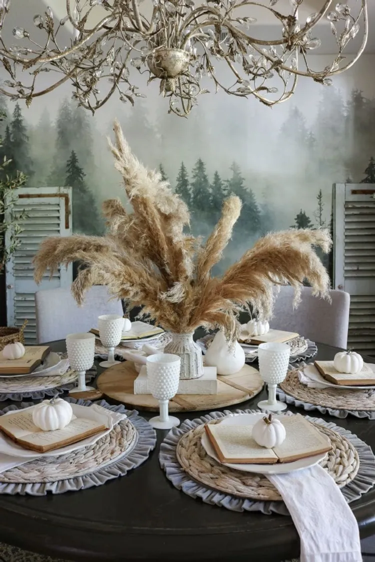 decoration with pampas grass