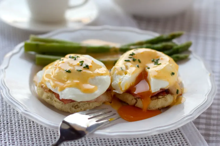 Easy Homemade Delicious Brunch Ideas Eggs Benedict Fancy Hollandaise Sauce