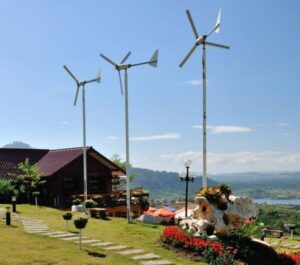 installer une éolienne domestique entretien vérifier examiner inspecter durée vingt ans