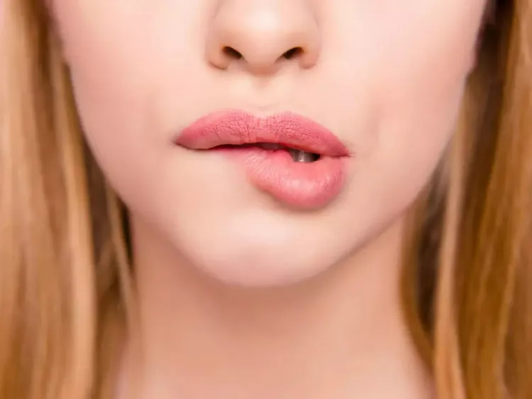 lèvres gercées que faire temps froid sec peau fine tendance dessécher plus rapidement reste épiderme