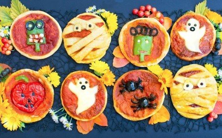 Pizza pour Halloween mini appéros avec une décoration simple mais originale