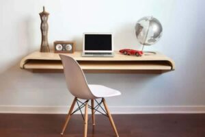 bureau de travail moderne et confortable