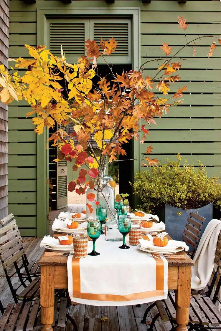 do-it-yourself autumn table decoration
