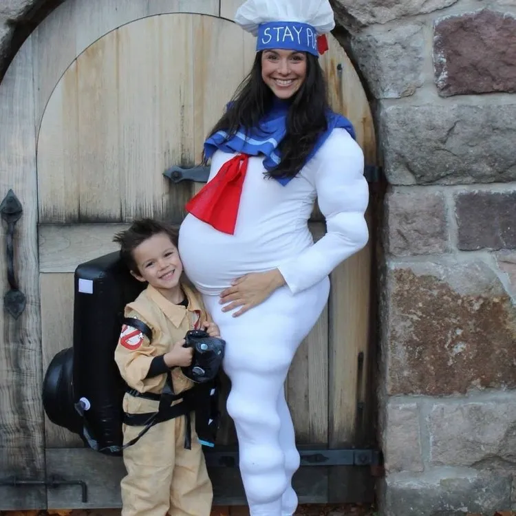 déguisement halloween femme enceinte et fils costume SOS Fantômes