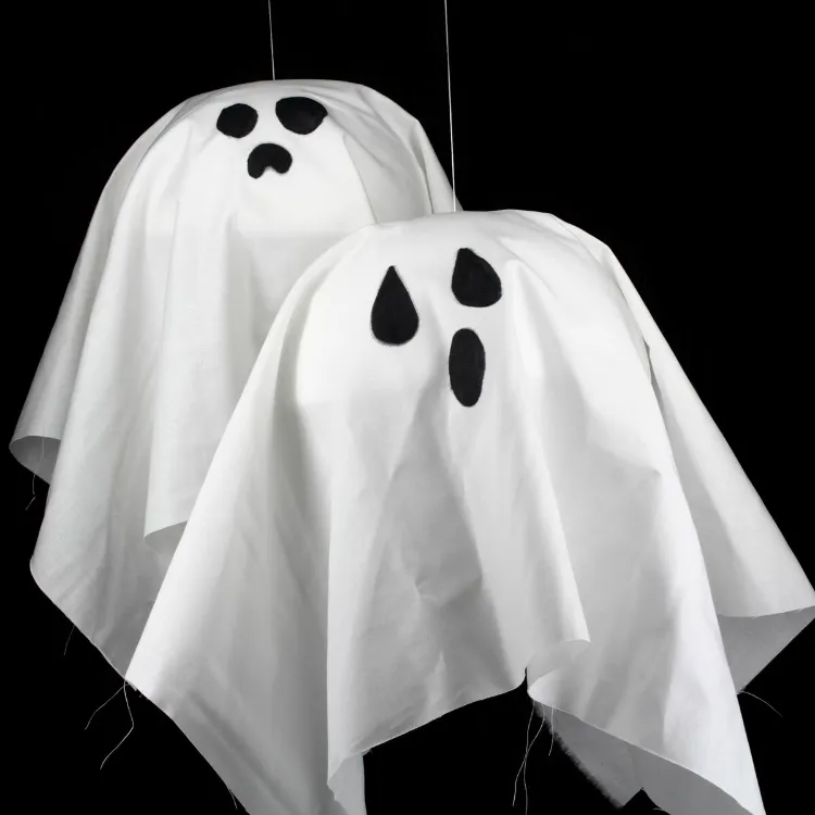 guirlandes Halloween façon fantômes 2022