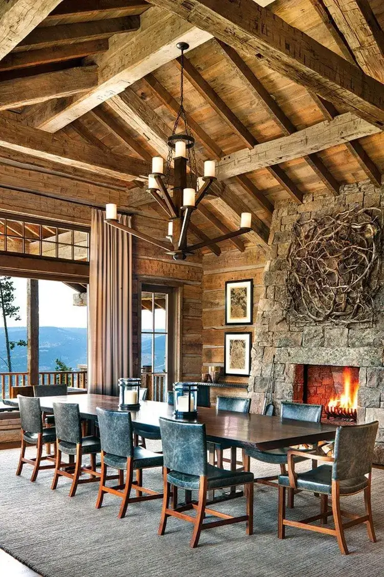 salle à manger chaleureuse chalet montagne idées inspirantes matériaux cheminée