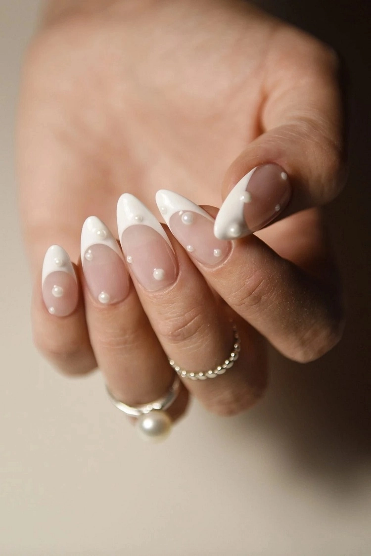 tendance ongles pearl nails