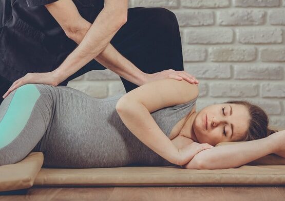 massage femme enceinte se faire masser pendant grossesse quelles techniques