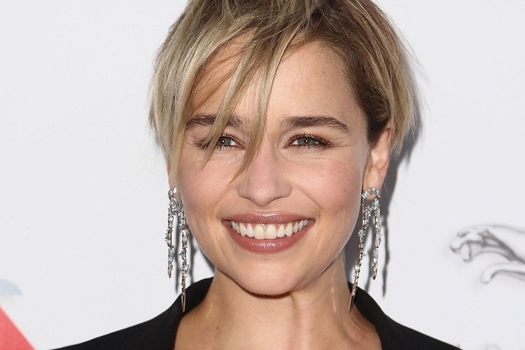 quelle coupe courte effilée femme visage rond emilia clarke