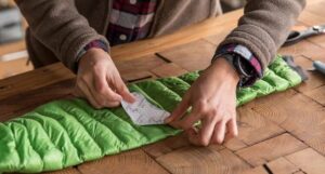 comment réparer une doudoune quel patch comment placer tutoriel facile