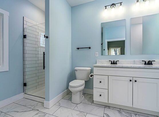 couleur salle de bain 2023 maison deco bleu neutre gis beige