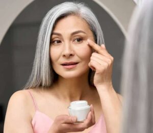 creme anti age pour les + de 60 ans que choisir 2023