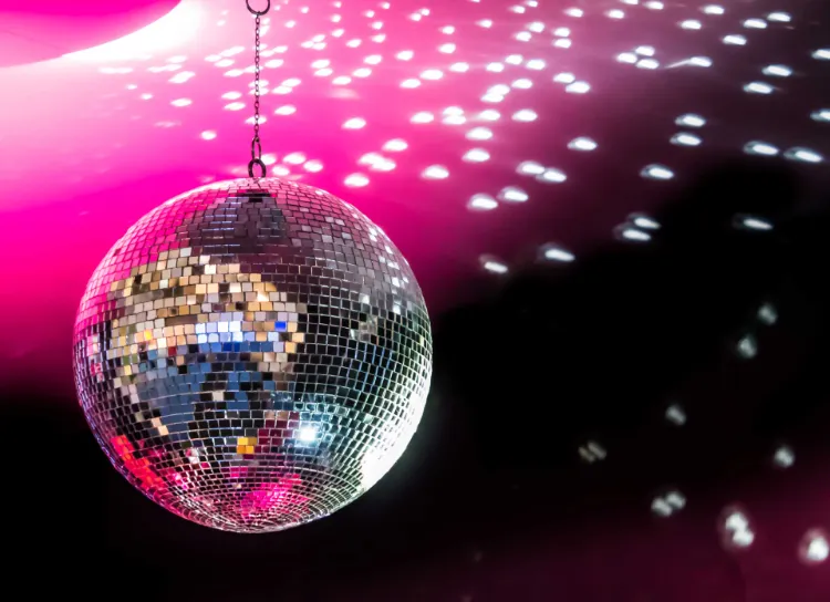fête disco pour le réveillon du nouvel an