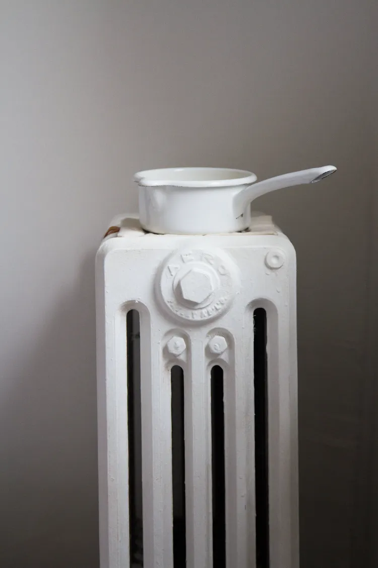 humidificateur radiateur DIY astuces parer problèmes respiratoires air sec maison