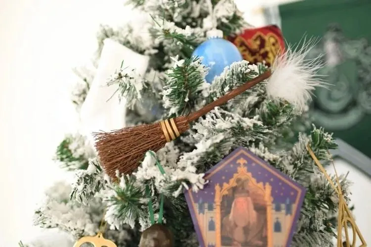 objet Harry Potter à faire soi-meme déco Noël 2022 ornements de sapin