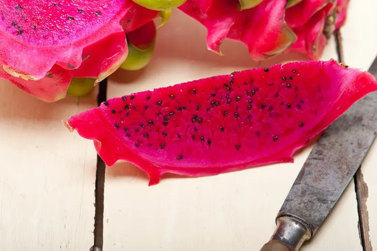 quels sont les bienfaits du fruit du dragon vertus santé du pitaya est-ce que le fruit du dragon est bon pour les diabétiques