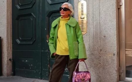 tendance mode femme 60 ans comment porter le pantalom cargo color block Grece Ghanem