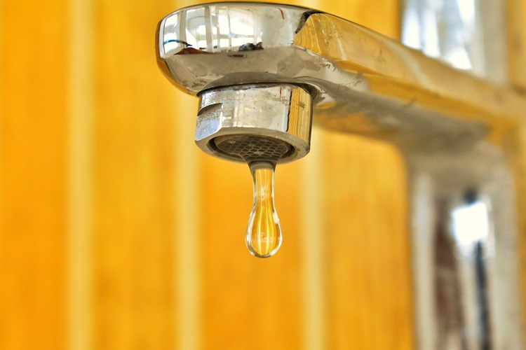 Comment installer un économiseur d'eau sur un robinet