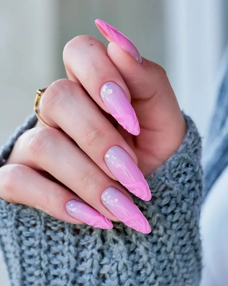 barbie nails ongles roses tendance 2023