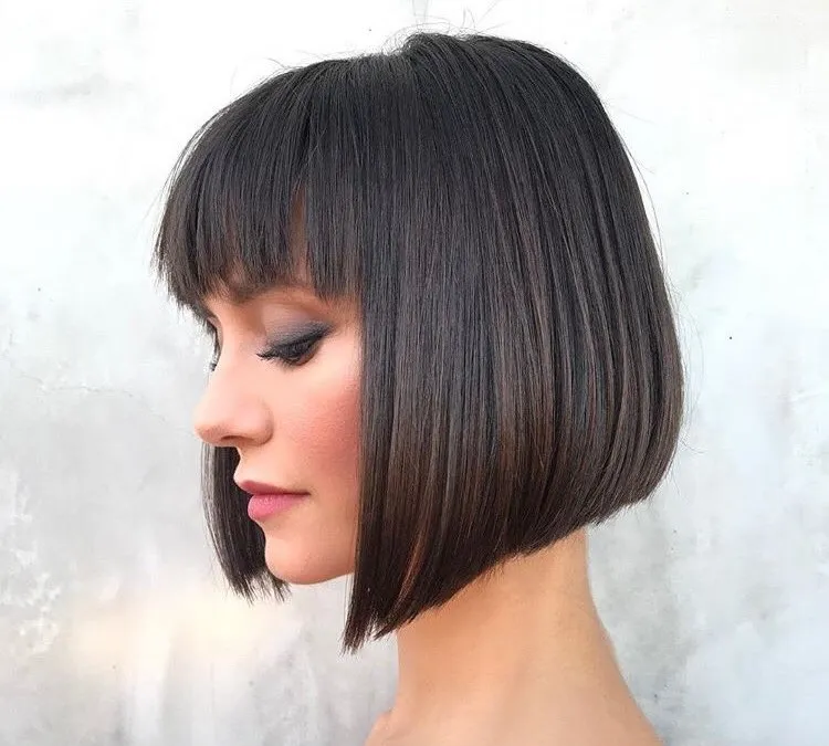 mid-length square with fringe how to wear blunt bob winter 2023 spring