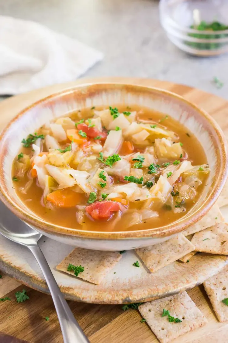 comment déguster la soupe aux choux recette minceur régime chou hypocalorique sans risque carence idées menu