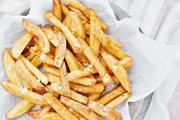 comment faire des frites croustillantes four recette cuisine poele patates sans friteuse croquatntes
