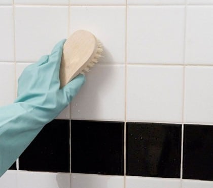 comment nettoyer le carrelage mural de la douche maison salle de bain astuces