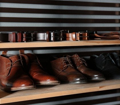 comment ranger ses chaussures pour gagner de la place maison astuce meuble sneakers