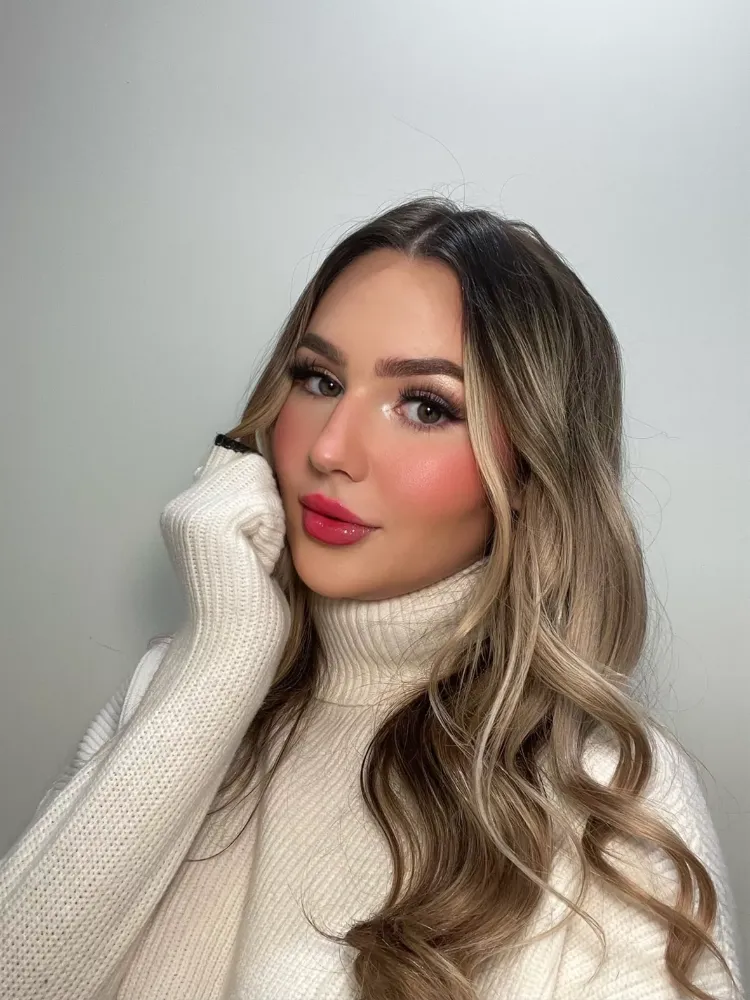 comment reproduire le maquillage glacial fille froide tendance tiktok cold girl makeup look i am cold