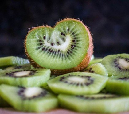 conseils pratiques pour faire pousser un kiwi avec des graines