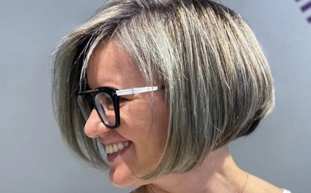 coupe carré court femme 50 ans