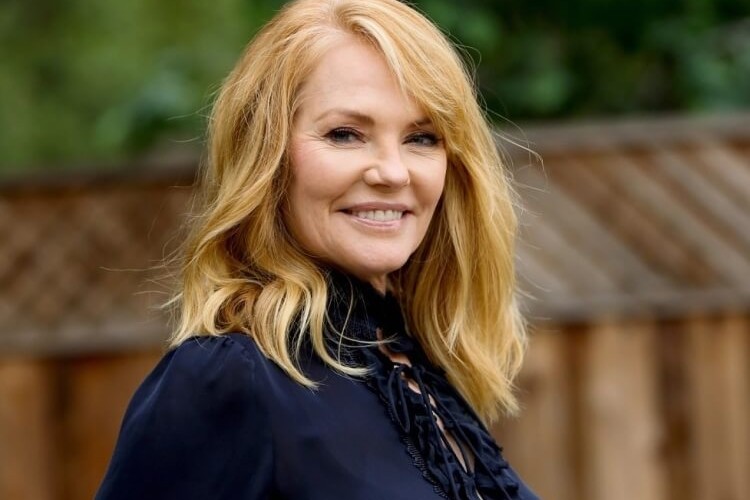 coupe de cheveux femme 50 ans avec double menton