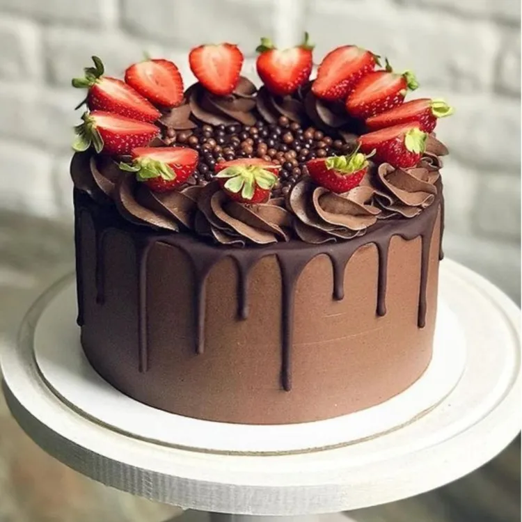dessert jour amoureux gâteau mousse chocolat fraises pâte garniture ganache