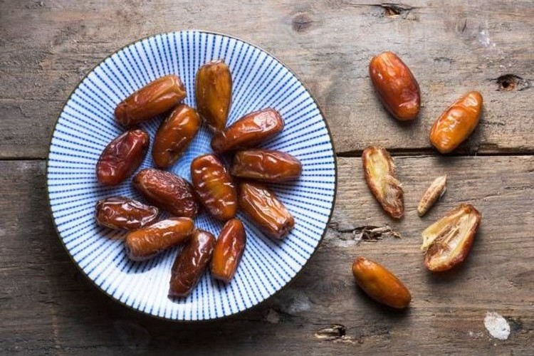 faire pousser des noyaux de dattes