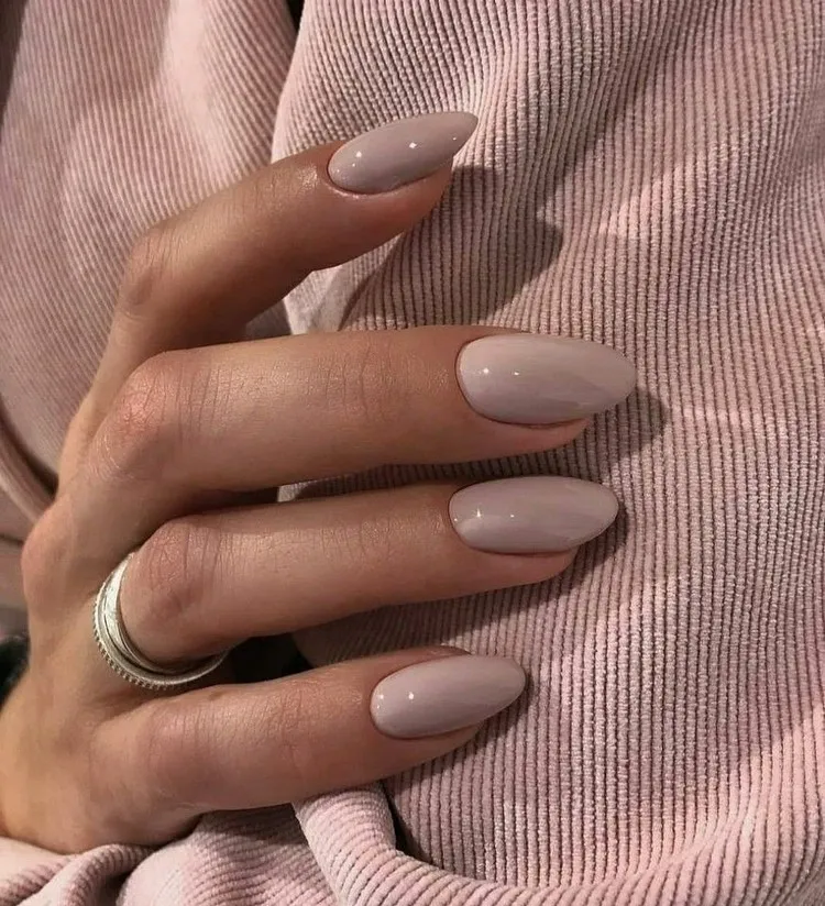 rich girl nails