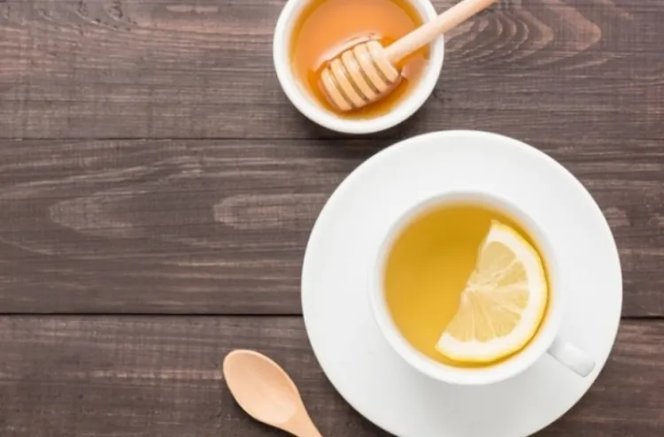 lose weight with honey and lemon