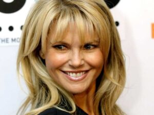 quelle couleur de cheveux pour affiner le visage femme 50 ans ou plus 60 ans