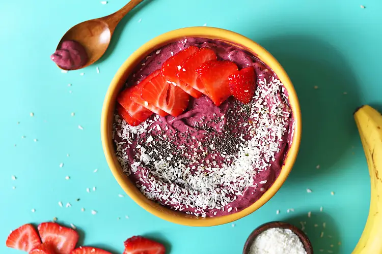 recette smoothie bowl cuisine idees mangue fraise facile