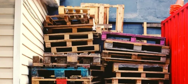 trouvez les palettes en bois 2023