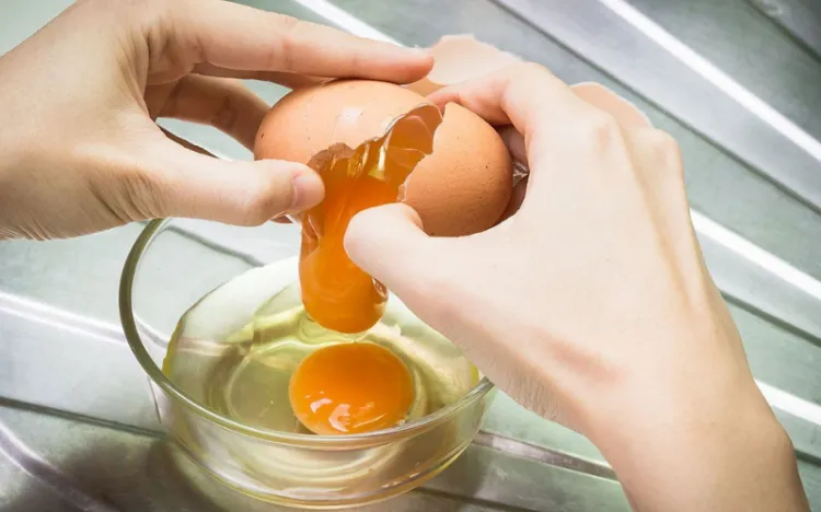 comment savoir si les œufs sont périmés astuces cuisine conseils conservation