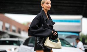 idées tenues inspirations astuces mode 2023 comment porter la mini-jupe en hiver avec style
