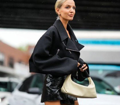 idées tenues inspirations astuces mode 2023 comment porter la mini-jupe en hiver avec style