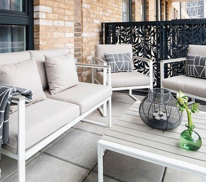 meubles de balcon pas cher tendances 2023 rangement table chaises appartement terrasse