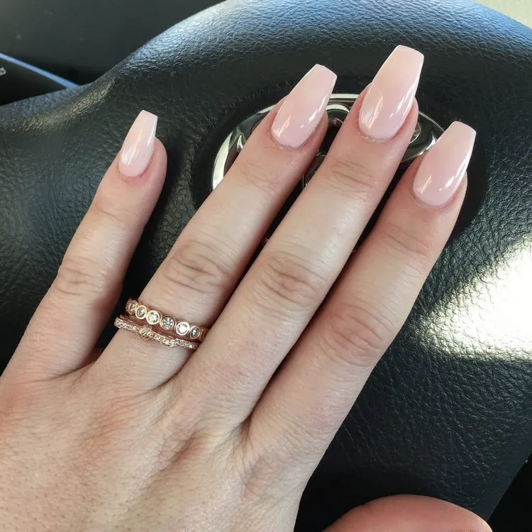 nail art simple et chic nude nails ongles ballerine