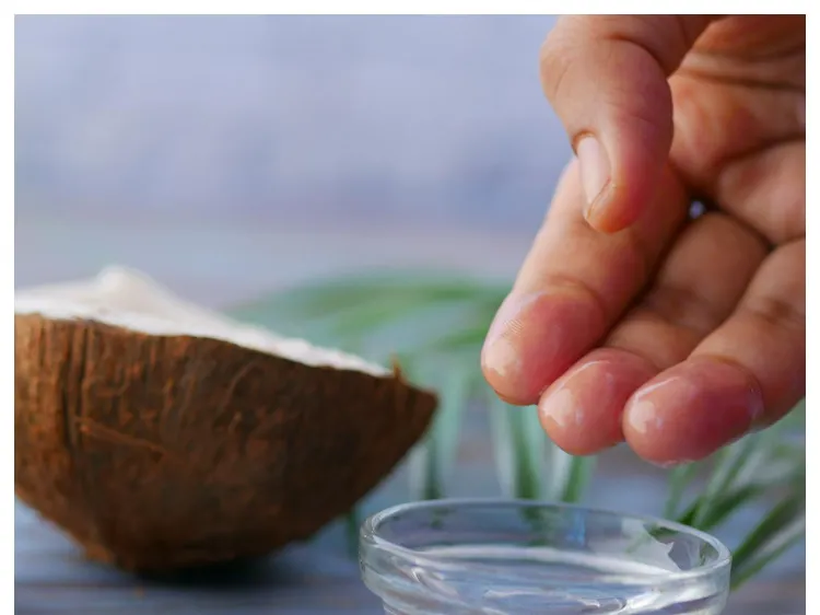 Quelle huile de coco appliquer sur les cheveux recette masque bienfait asctuces