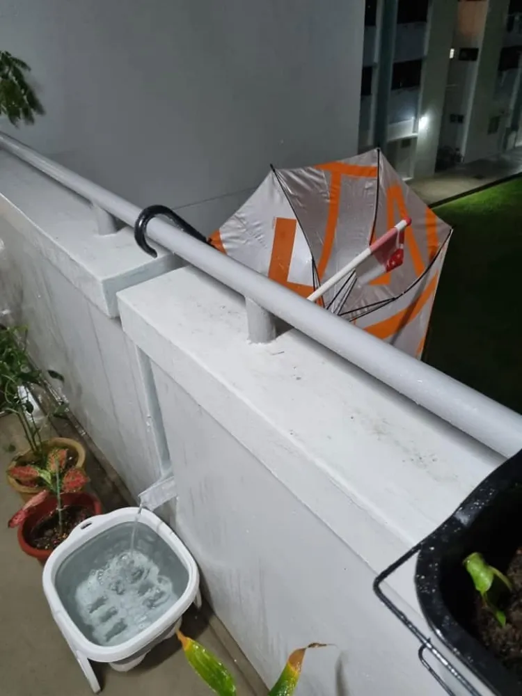 collecteur eau de pluie balcon diy parapluie