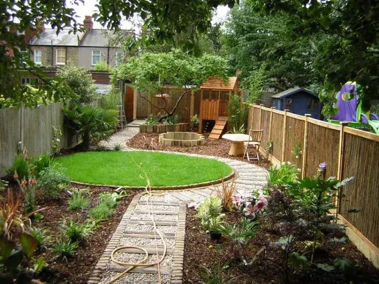 comment créer petit jardin quelques mètres carrés conseils pratiques astuces