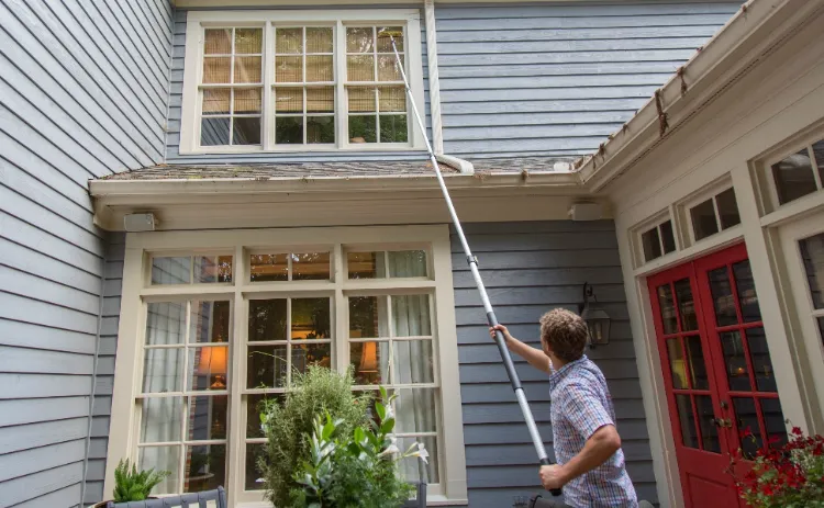 comment nettoyer vitres difficiles accès sans traces poteau manche télescopique